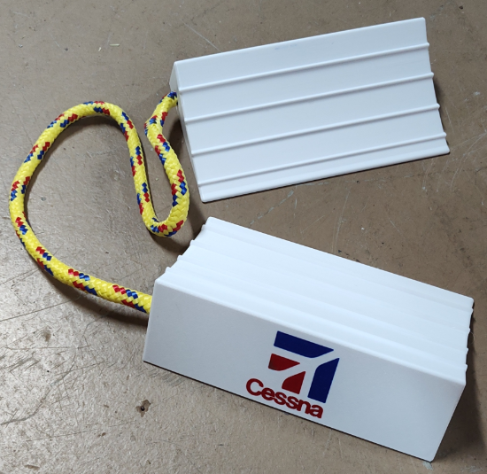 Picture of Cessna Wheel Chocks